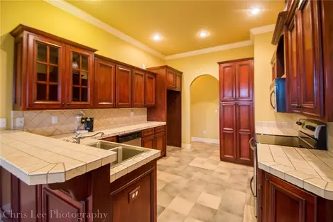 219 Chantilly Ave, Springdale, AR 72764 photo 9