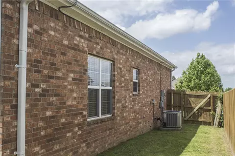 3285 Grainger Cir, Springdale, AR 72764 photo 13