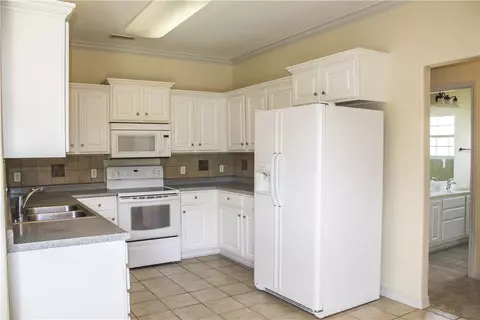 3285 Grainger Cir, Springdale, AR 72764 photo 4