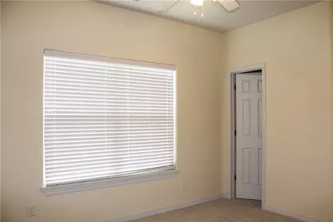 3285 Grainger Cir, Springdale, AR 72764 photo 9