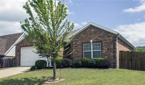 3285 Grainger Cir, Springdale, AR 72764 photo 1