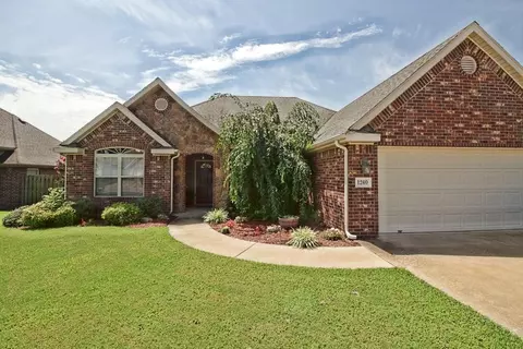 1240 Torbay Trce, Centerton, AR 72719 photo 1
