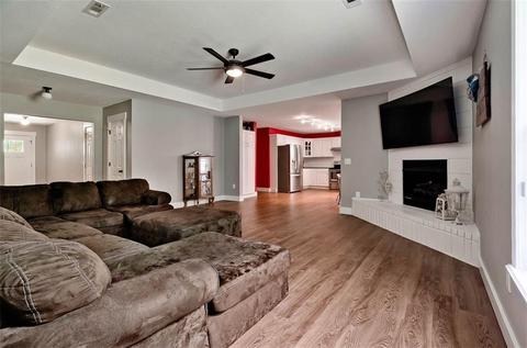 22302 W War Eagle Rd, Springdale, AR 72764 photo 1