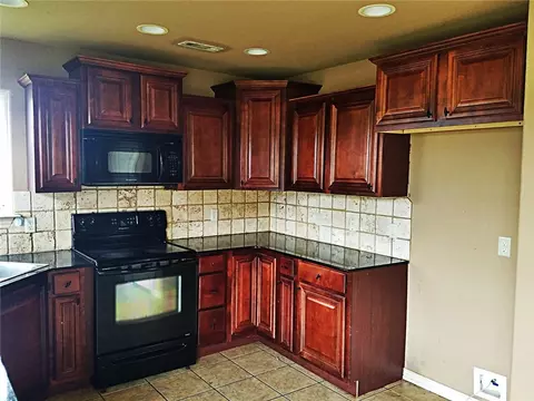 105 W Necessary Dr, Rogers, AR 72758 photo 4