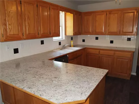 403 Thompson St, Centerton, AR 72719 photo 7