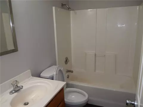 403 Thompson St, Centerton, AR 72719 photo 17