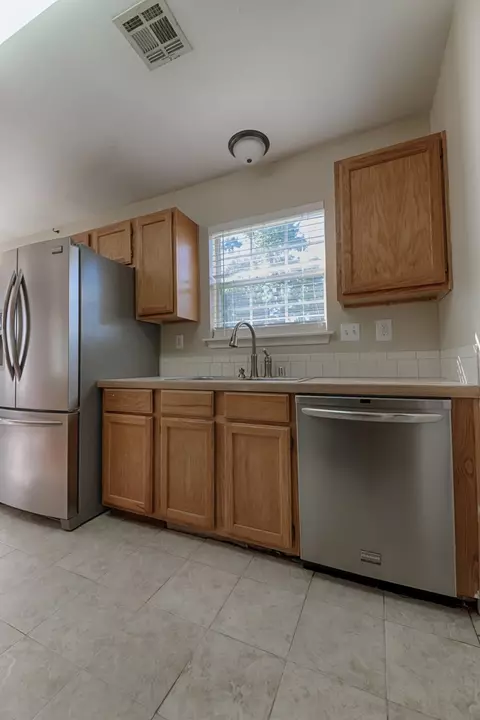 911 Fieldstone Ct, Centerton, AR 72719 photo 8