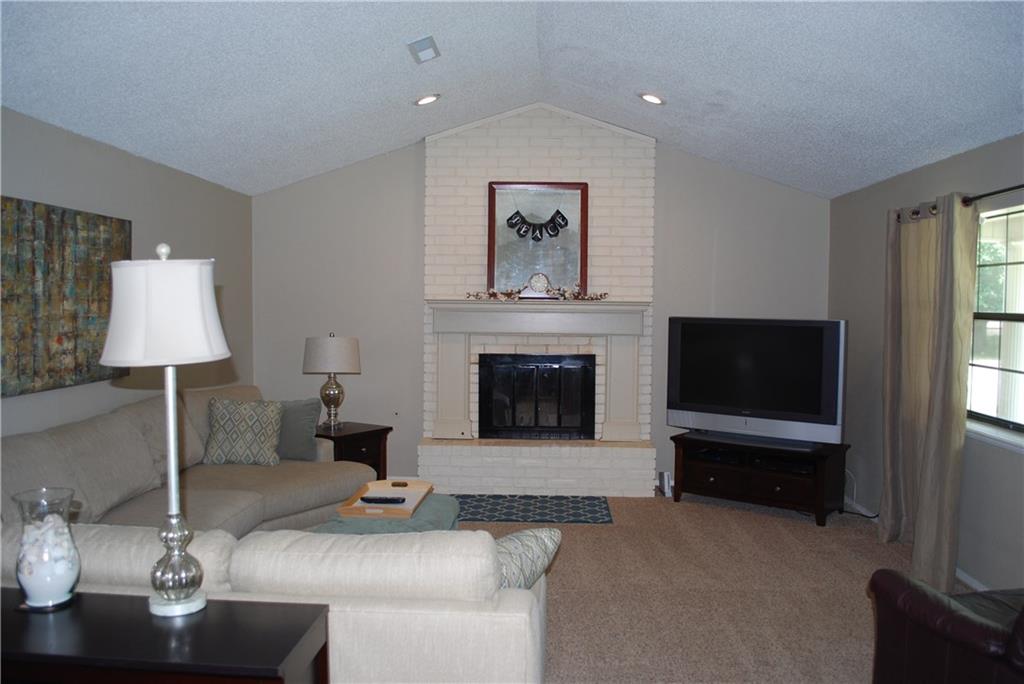 2008 Knight St, Springdale, AR 72762 photo 2