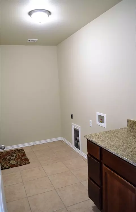 485 Joy Carol Loop, Springdale, AR 72764 photo 17