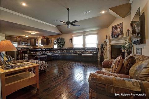 571 Lancaster Rd, Centerton, AR 72719 photo 7