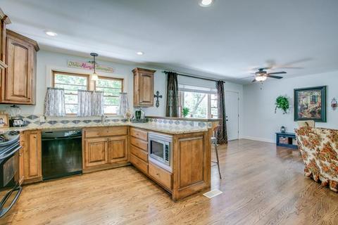 201 Old Wire Rd, Springdale, AR 72764 photo 6