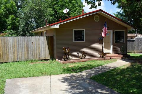 110 E Bailey Ave, Springdale, AR 72764 photo 2