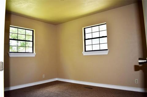 110 E Bailey Ave, Springdale, AR 72764 photo 7