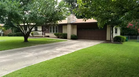 2022 Ranch Dr, Springdale, AR 72762 photo 1