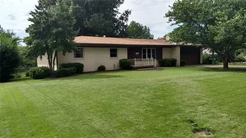 2022 Ranch Dr, Springdale, AR 72762 photo 2