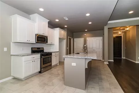 301 Cisterna Dr, Centerton, AR 72719 photo 6