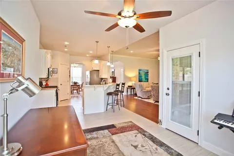 324 Avignon Ave, Springdale, AR 72764 photo 9