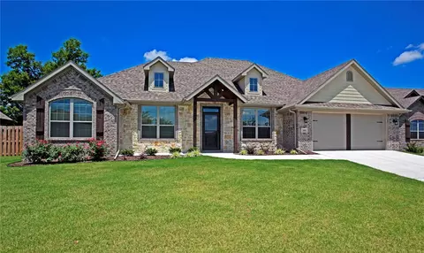 324 Avignon Ave, Springdale, AR 72764 photo 1