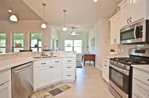 324 Avignon Ave, Springdale, AR 72764 photo 8
