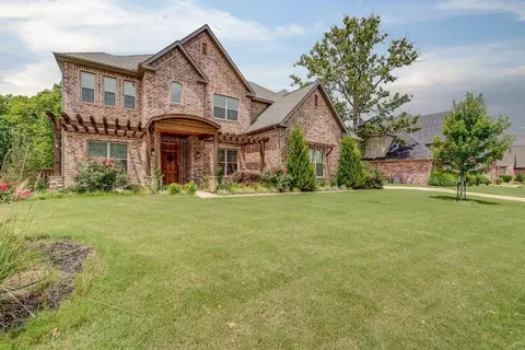 3261 Oak Tree Dr, Centerton, AR 72719 photo 2