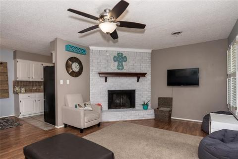 103 Wright Ave, Springdale, AR 72764 photo 2