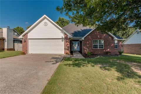 209 Blake Dr, Centerton, AR 72719 photo 1