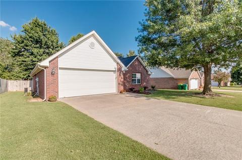 209 Blake Dr, Centerton, AR 72719 photo 4