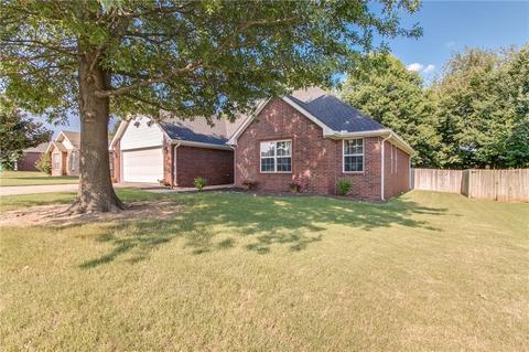 209 Blake Dr, Centerton, AR 72719 photo 3