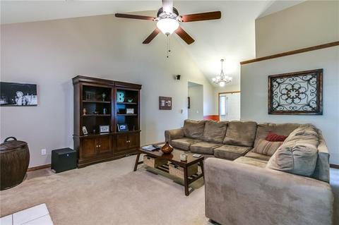 209 Blake Dr, Centerton, AR 72719 photo 6
