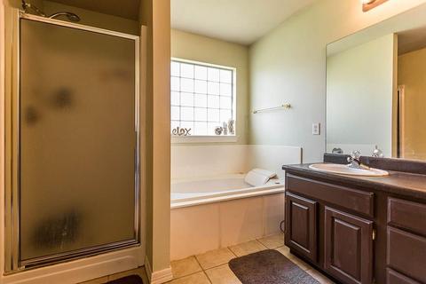 726 Irelan St, Lowell, AR 72745 photo 4