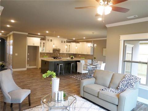 122 E Glendale Ln, Rogers, AR 72758 photo 6