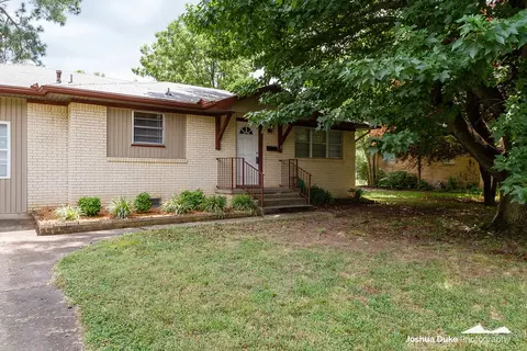 403 Michael St, Springdale, AR 72764 photo 3