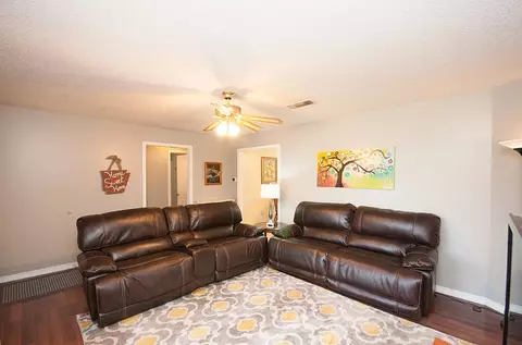 2525 Jayme Cir, Conway, AR 72032 photo 3