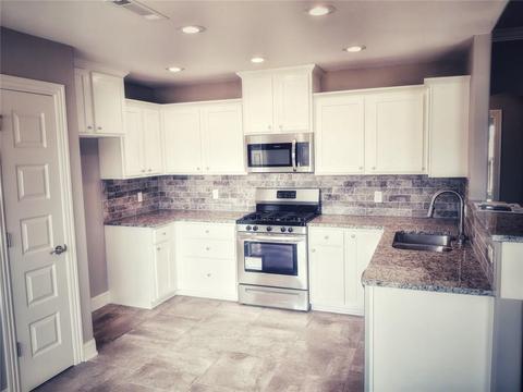 7540 Devonshire Ave, Springdale, AR 72762 photo 8