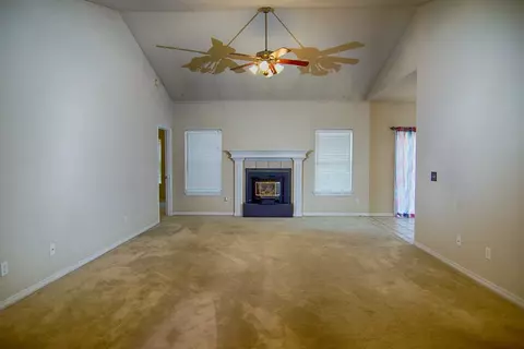 1266 Apache Trl, Springdale, AR 72764 photo 3