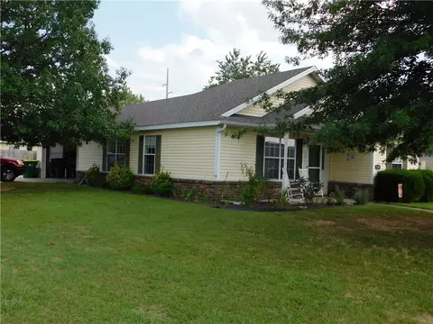 729 Hackberry St, Springdale, AR 72762 photo 5