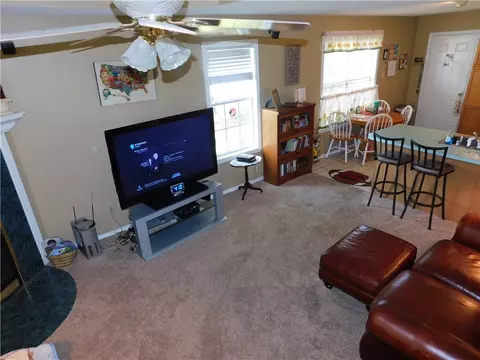 729 Hackberry St, Springdale, AR 72762 photo 10