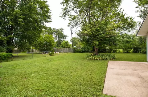 505 Maple Dr, Springdale, AR 72764 photo 29