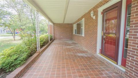 508 Maple Dr, Springdale, AR 72764 photo 2