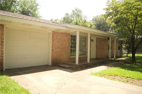 703 Steven Dr, Rogers, AR 72756 photo 3
