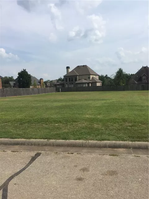 1923 Cherborg Ave, Springdale, AR 72764 photo 2