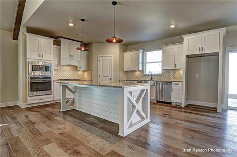 1040 Silver Maple St, Centerton, AR 72719 photo 8