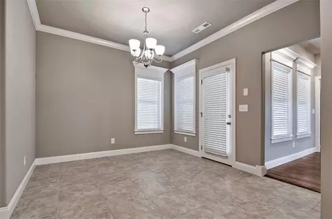 5409 60th Pl, Rogers, AR 72758 photo 8