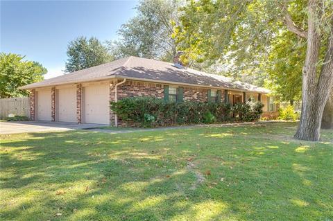101 Wright Ave, Springdale, AR 72764 photo 1