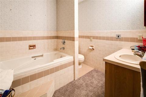 101 Wright Ave, Springdale, AR 72764 photo 16