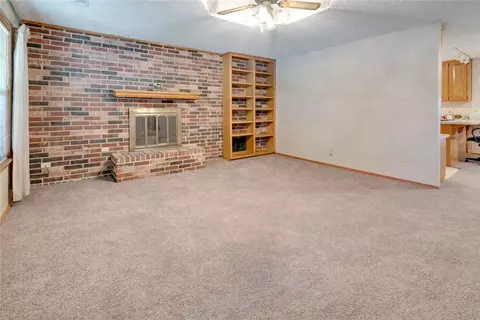 101 Wright Ave, Springdale, AR 72764 photo 6