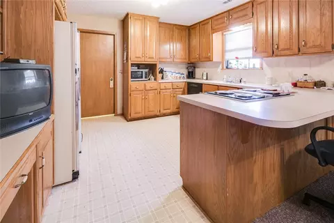 101 Wright Ave, Springdale, AR 72764 photo 10