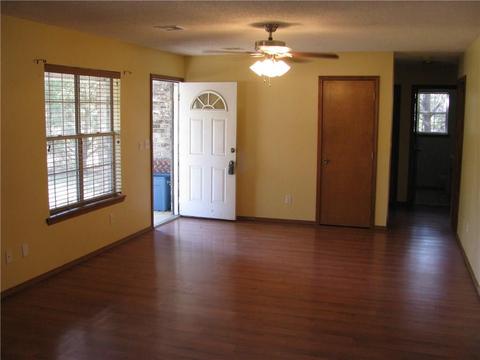 2007 W Atlanta St, Jay, OK 74346 photo 2