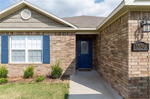 1550 Forest Dr, Centerton, AR 72719 photo 1