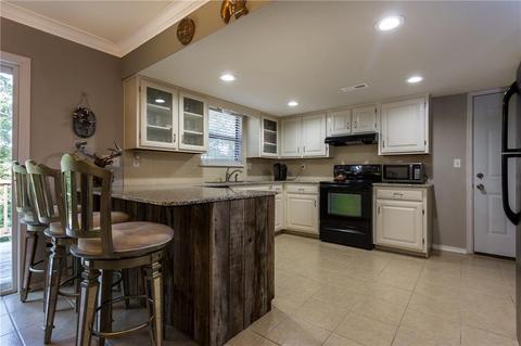 8518 Spruce Dr, Rogers, AR 72756 photo 5